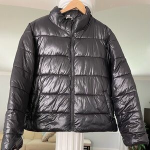 Time and Tru women’s black puffer Jacket size X Large (16-18 ) with side pockets